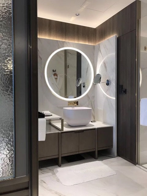 polished chrome mirror