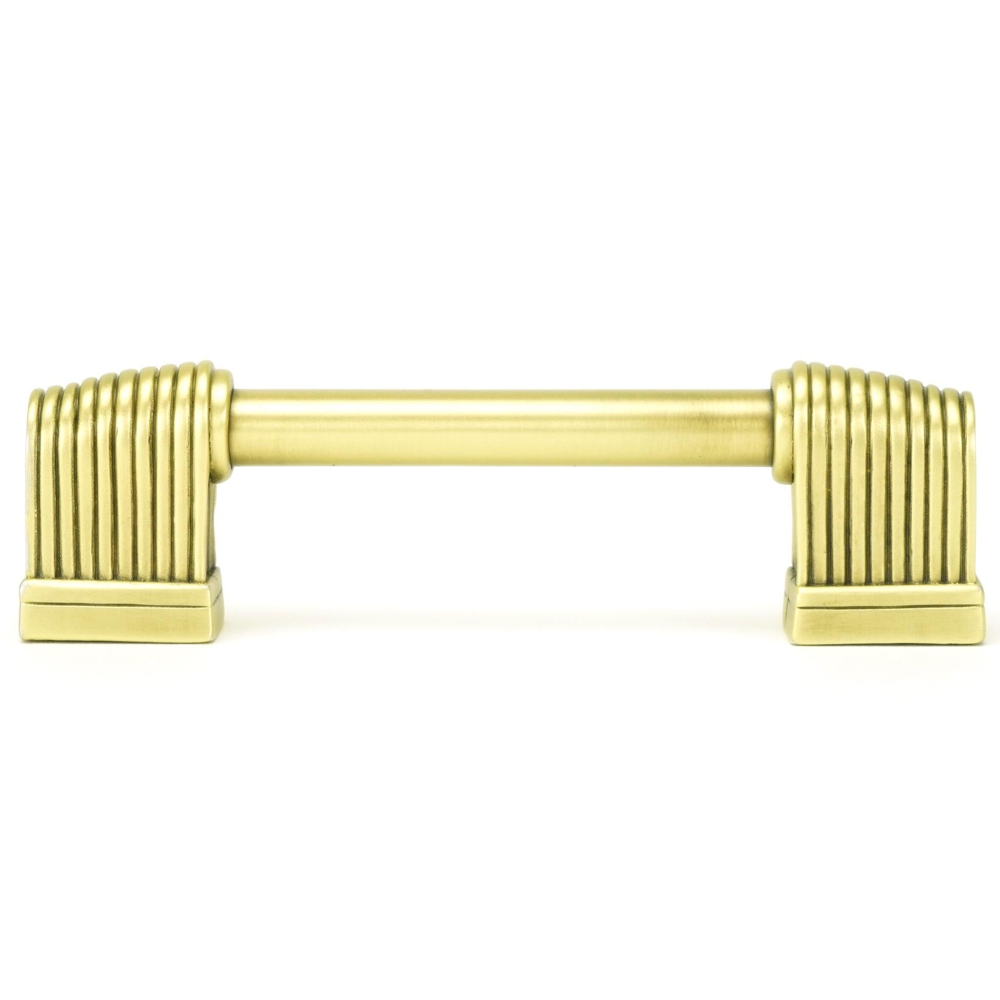 Edgar Berebi Oxford 3" C to C Knob Pull