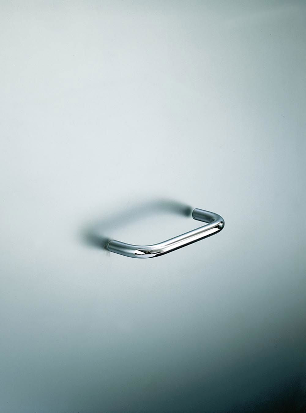 chrome pull handle